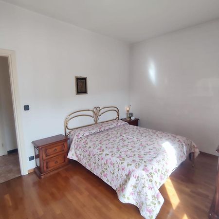 La Casa Di Vittoria Apartment Рапало Екстериор снимка