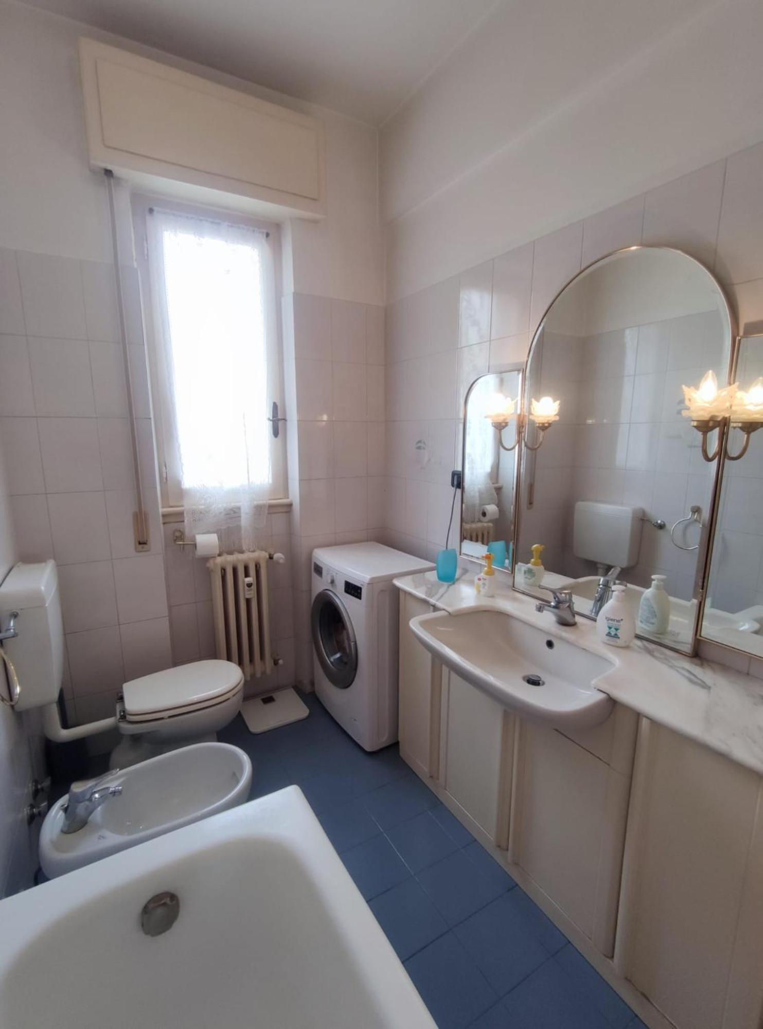 La Casa Di Vittoria Apartment Рапало Екстериор снимка